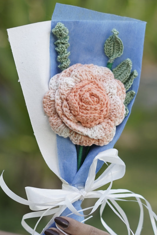 Single White Pitch Rose