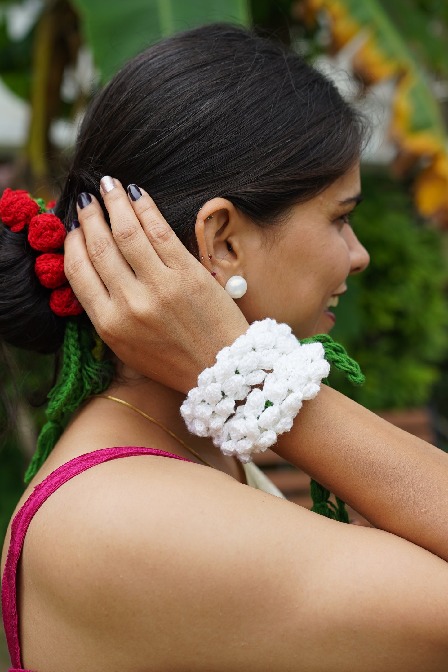 White Floral Gajra
